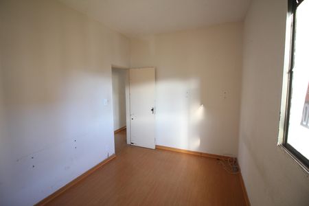 Quarto 1 de apartamento para alugar com 3 quartos, 55m² em Cardoso, Contagem