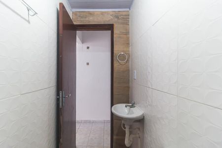 Casa para alugar com 115m², 2 quartos e 1 vaga Casa para alugar com 115m², 2 quartos e 1 vagaBanheiro