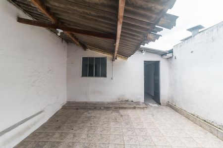 Casa para alugar com 115m², 2 quartos e 1 vaga Casa para alugar com 115m², 2 quartos e 1 vagaGaragem