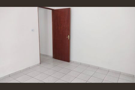 Casa para alugar com 220m², 2 quartos e 2 vagas Casa para alugar com 220m², 2 quartos e 2 vagasQuarto 2