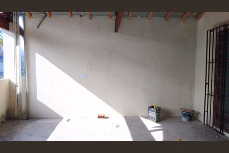 Casa para alugar com 220m², 2 quartos e 2 vagas Casa para alugar com 220m², 2 quartos e 2 vagasQuintal