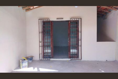 Casa para alugar com 220m², 2 quartos e 2 vagas Casa para alugar com 220m², 2 quartos e 2 vagasQuintal