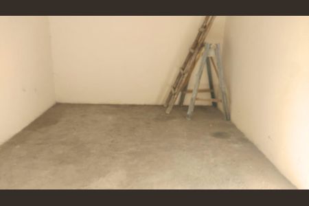 Casa para alugar com 220m², 2 quartos e 2 vagas Casa para alugar com 220m², 2 quartos e 2 vagasQuintal