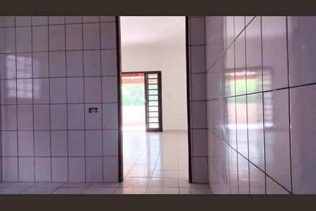 Casa para alugar com 220m², 2 quartos e 2 vagas Casa para alugar com 220m², 2 quartos e 2 vagasCozinha