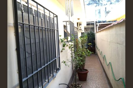 Casa à venda com 92m², 2 quartos e 1 vaga Casa à venda com 92m², 2 quartos e 1 vagaÁrea externa