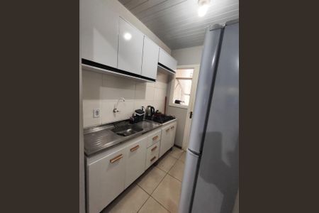 Casa de condomínio para alugar com 48m², 2 quartos e 2 vagas Casa de condomínio para alugar com 48m², 2 quartos e 2 vagasCozinha
