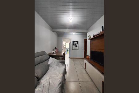 Sala de casa de condomínio para alugar com 2 quartos, 48m² em Formoza, Alvorada