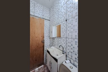 Apartamento para alugar com 72m², 2 quartos e sem vaga Apartamento para alugar com 72m², 2 quartos e sem vagaBanheiro