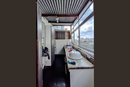 Cozinha de apartamento para alugar com 2 quartos, 72m² em Sé, São Paulo