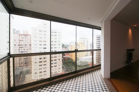 Apartamento para alugar com 3 quartos, 194m² em Indianópolis, São Paulo