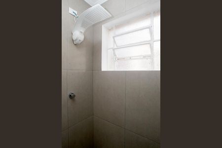 Banheiro de kitnet/studio à venda com 1 quarto, 24m² em Cidade Baixa, Porto Alegre