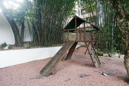 Apartamento à venda com 82m², 2 quartos e 2 vagasÁrea Comum - Playground
