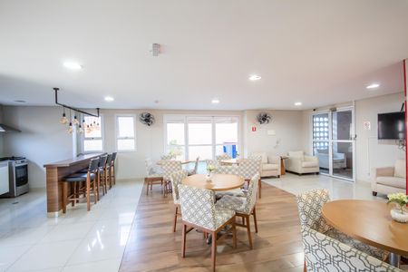 Apartamento à venda com 53m², 2 quartos e 1 vaga Apartamento à venda com 53m², 2 quartos e 1 vagaÁrea comum - Salão de festas