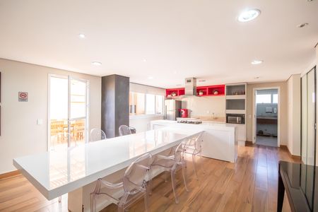 Apartamento à venda com 53m², 2 quartos e 1 vaga Apartamento à venda com 53m², 2 quartos e 1 vagaÁrea comum - Salão de festas