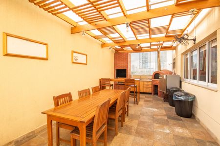 Apartamento à venda com 53m², 2 quartos e 1 vaga Apartamento à venda com 53m², 2 quartos e 1 vagaÁrea comum - Churrasqueira