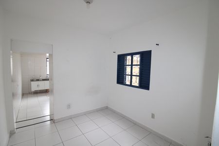Sala de casa para alugar com 2 quartos, 90m² em Jardim Peri, São Paulo
