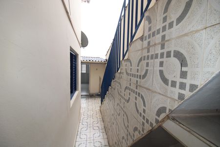 Casa para alugar com 90m², 2 quartos e sem vagaQuintal
