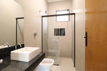 Casa para alugar com 75m², 3 quartos e 2 vagasBanheiro Social