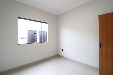 Casa para alugar com 75m², 3 quartos e 2 vagasQuarto 1