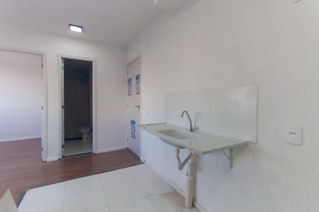 Cozinha de apartamento para alugar com 2 quartos, 33m² em Parque São Lourenço, São Paulo