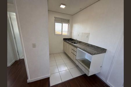 Cozinha de apartamento para alugar com 2 quartos, 49m² em Restinga, Porto Alegre