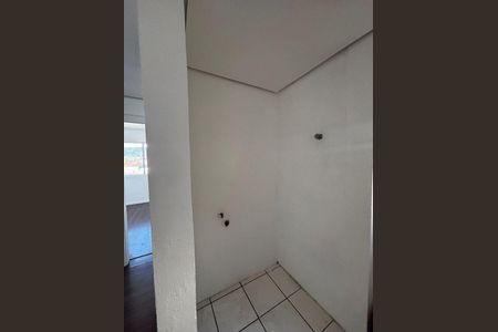 Área de serviço de apartamento para alugar com 2 quartos, 49m² em Restinga, Porto Alegre