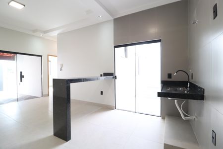 Casa para alugar com 75m², 3 quartos e 2 vagasCozinha