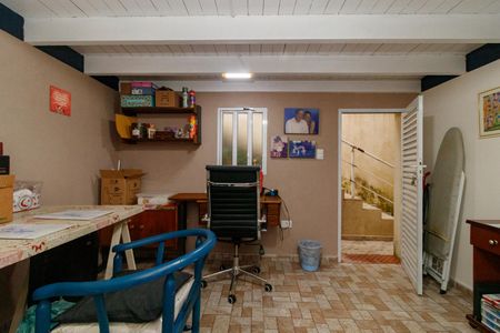 Casa à venda com 180m², 2 quartos e 3 vagas