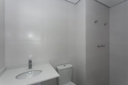 Apartamento para alugar com 75m², 2 quartos e 1 vaga Apartamento para alugar com 75m², 2 quartos e 1 vagaBanheiro da Suíte
