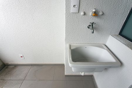 Apartamento para alugar com 75m², 2 quartos e 1 vaga Apartamento para alugar com 75m², 2 quartos e 1 vagaÁrea de Serviço - Tanque