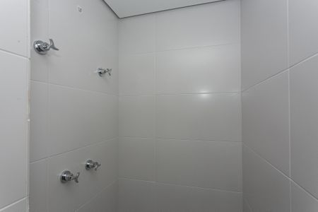 Apartamento para alugar com 75m², 2 quartos e 1 vaga Apartamento para alugar com 75m², 2 quartos e 1 vagaBanheiro Social