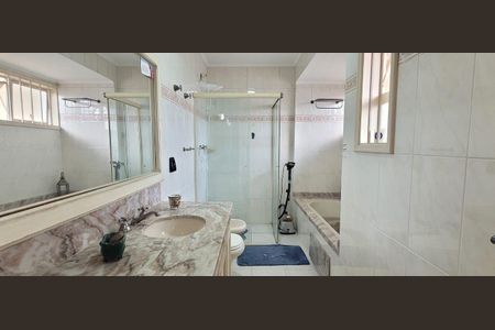 Casa à venda com 501m², 4 quartos e 1 vaga