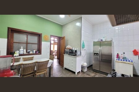 Casa à venda com 501m², 4 quartos e 1 vaga