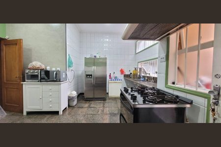 Casa à venda com 4 quartos, 501m² em Morumbi, São Paulo