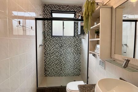 Apartamento à venda com 66m², 2 quartos e 1 vagaBanheiro social 