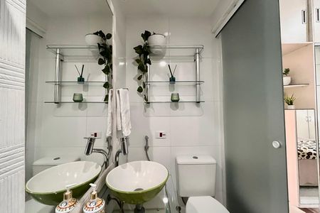 Apartamento à venda com 66m², 2 quartos e 1 vagaBanheiro da Suíte