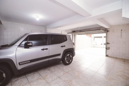 Garagem de casa à venda com 3 quartos, 200m² em Imirim, São Paulo
