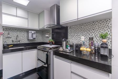 Cozinha de apartamento à venda com 3 quartos, 129m² em São Luiz, Belo Horizonte