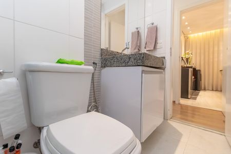 Apartamento para alugar com 129m², 3 quartos e 2 vagas Apartamento para alugar com 129m², 3 quartos e 2 vagasBanheiro Social