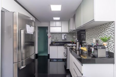 Apartamento para alugar com 129m², 3 quartos e 2 vagas Apartamento para alugar com 129m², 3 quartos e 2 vagasCozinha