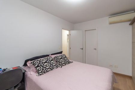 Apartamento para alugar com 129m², 3 quartos e 2 vagas Apartamento para alugar com 129m², 3 quartos e 2 vagasQuarto 2