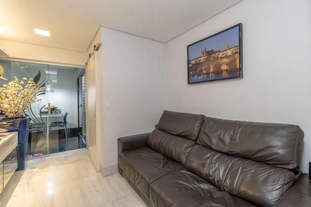 Apartamento para alugar com 129m², 3 quartos e 2 vagas Apartamento para alugar com 129m², 3 quartos e 2 vagasSala de TV