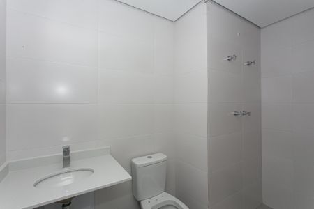 Apartamento à venda com 70m², 2 quartos e 1 vaga Apartamento à venda com 70m², 2 quartos e 1 vagaBanheiro Social