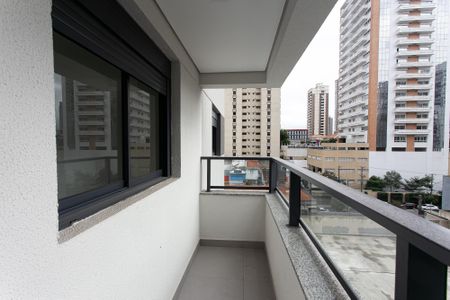 Apartamento à venda com 70m², 2 quartos e 1 vaga Apartamento à venda com 70m², 2 quartos e 1 vagaVaranda