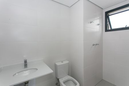 Apartamento à venda com 70m², 2 quartos e 1 vaga Apartamento à venda com 70m², 2 quartos e 1 vagaBanheiro da Suíte