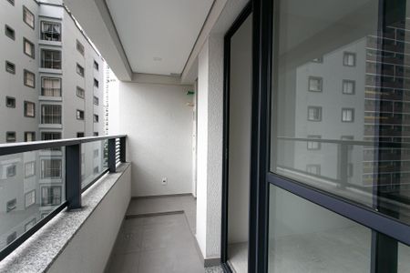 Apartamento à venda com 70m², 2 quartos e 1 vaga Apartamento à venda com 70m², 2 quartos e 1 vagaVaranda