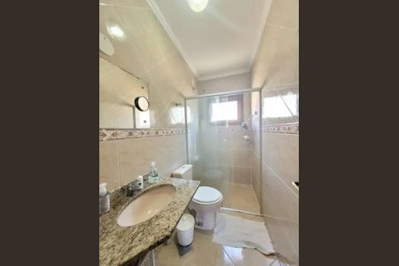Casa à venda com 116m², 3 quartos e 2 vagas Casa à venda com 116m², 3 quartos e 2 vagasBanheiro 3