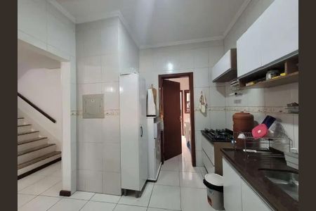 Cozinha de casa para alugar com 3 quartos, 116m² em Hípica, Porto Alegre