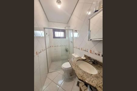 Banheiro 1 de casa para alugar com 3 quartos, 116m² em Hípica, Porto Alegre