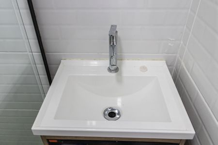 Banheiro social de apartamento para alugar com 1 quarto, 12m² em Vila do Conde, Barueri